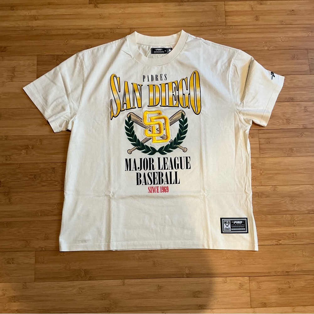 San Diego Padres Pro Standard Tee - XL
